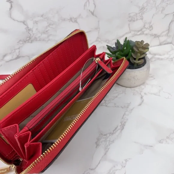 Michael Kors JST Large Zip Wallet - Picture 7 of 7